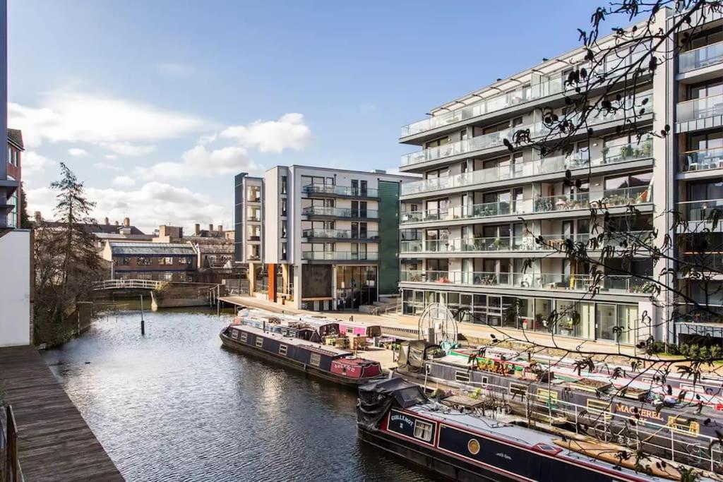 Canal-Side Apartment In Shoreditch London Luaran gambar