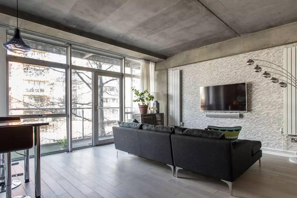 Canal-Side Apartment In Shoreditch London Luaran gambar